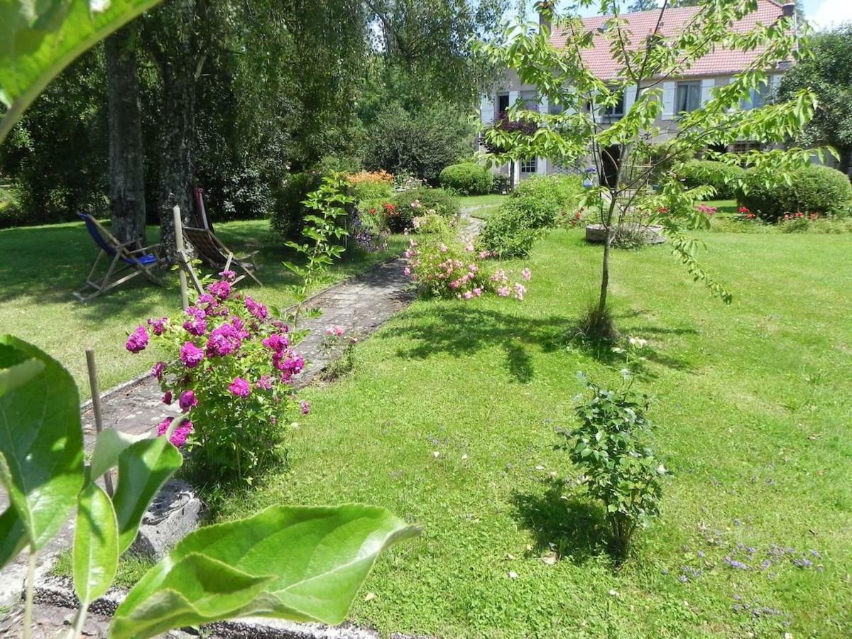 Gite D Ombeline Bonnal Bagian luar foto